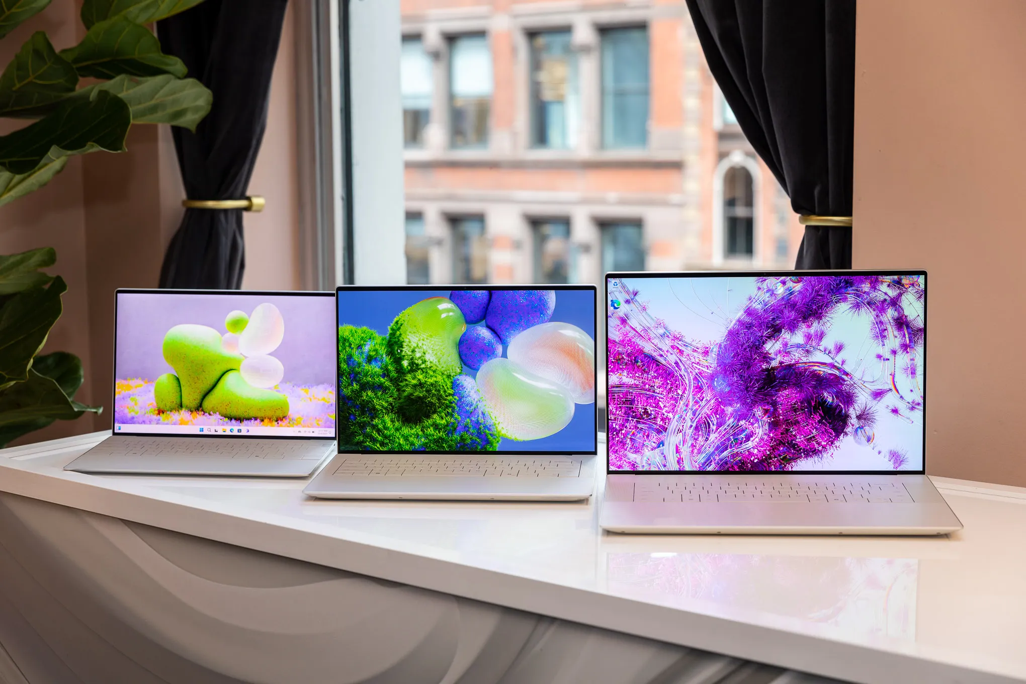 Ưu nhược điểm khi  mua laptop xách tay và laptop nhập khẩu