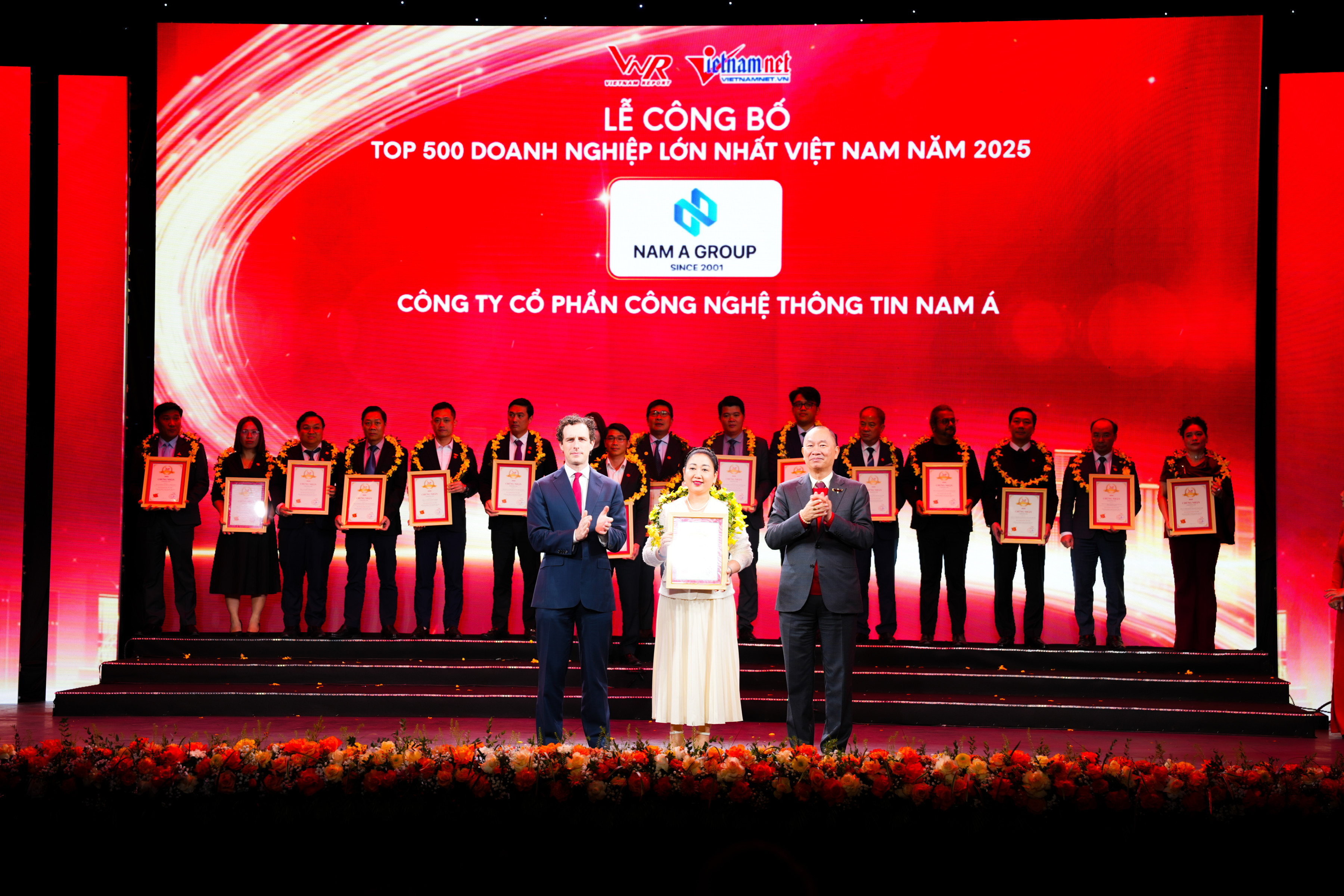 NAM Á GROUP TẠO DẤU ẤN VỚI “CÚ ĐÚP” VINH DANH TRONG TOP 500 DOANH NGHIỆP TƯ NHÂN LỚN NHẤT VIỆT NAM